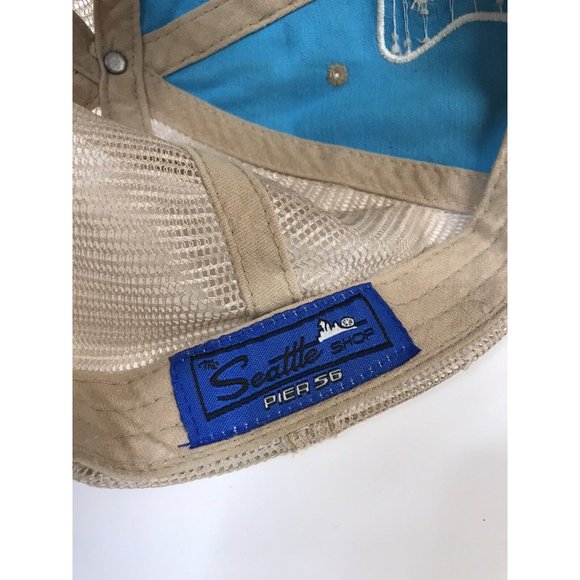 Seattle Washington Tourist Gray Beige Distressed Snapback Hat - Picture 10 of 11